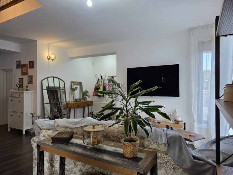 Refugiul unui designer - casa inteligenta, sustenabila si eleganta